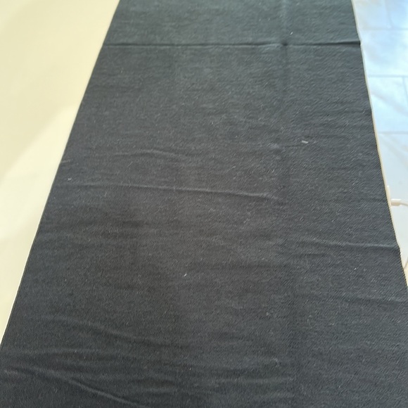 NWOT Karl Lagerfeld Paris Scarf with Gloves - Picture 4 of 6